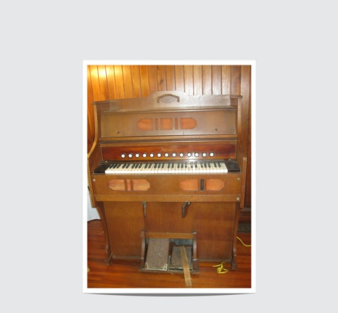 Photo from Pump Organ Before Repair July 2014